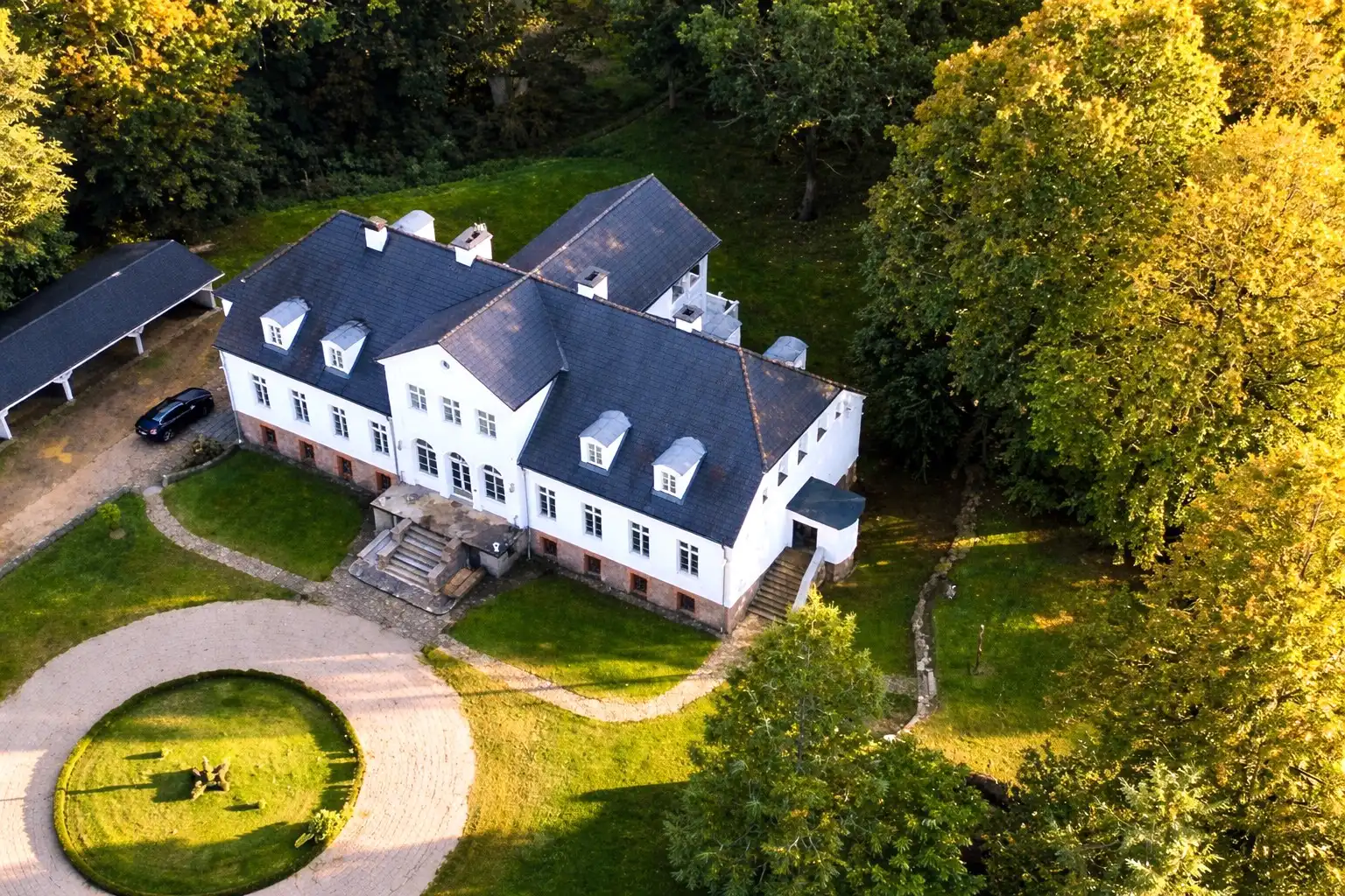 Photos Charming country estate in the Natura 2000 reserve near Miastko