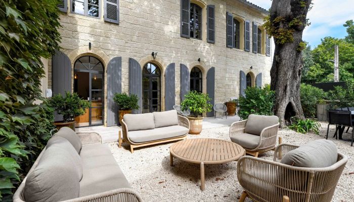 Historic property for sale Uzès, Occitania,  France