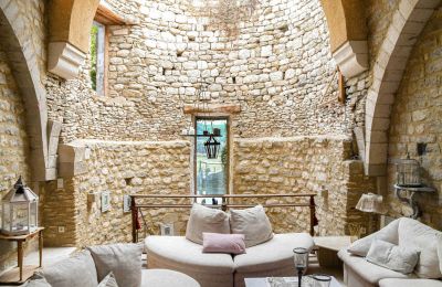 Historic property for sale Goudargues, Occitania, Photo 8/21