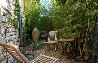 Historic property for sale Goudargues, Occitania, Photo 4/21