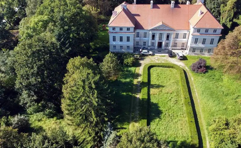 Castle for sale Siedlec, Greater Poland,  Poland, 4