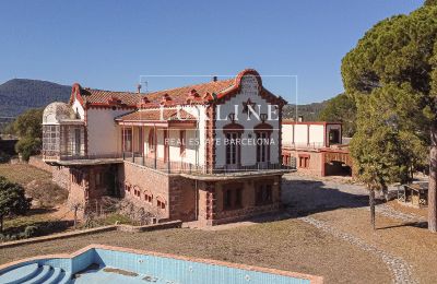 Historic Villa Manresa, Catalonia