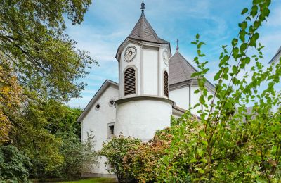 Castle for sale 4693 Desselbrunn, Upper Austria, Der bezaubernde Glockenturm der Schlosskapelle