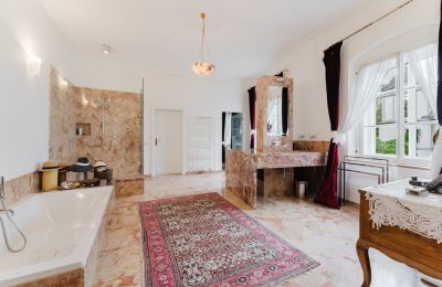 Castle for sale 4693 Desselbrunn, Upper Austria, Marmor soweit das Auge reicht