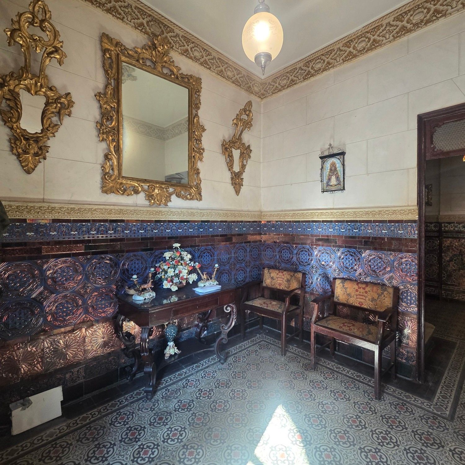 Photos Historic 1925 House in San Juan de Aznalfarache, attributed to Aníbal González