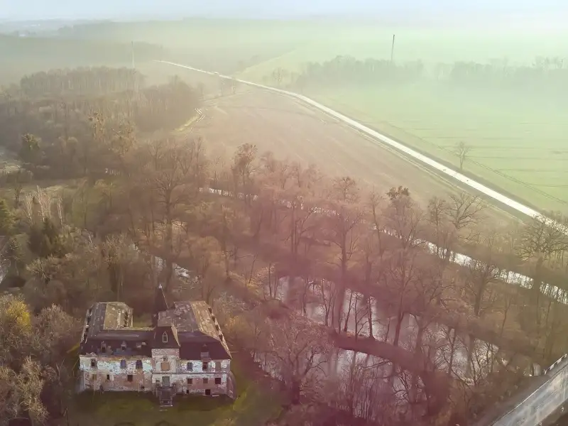 Castle for sale Komorowice, Lower Silesia, 1