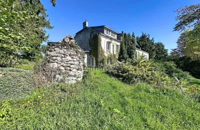 Historic property for sale Lourdes, Occitania, Photo 1/27