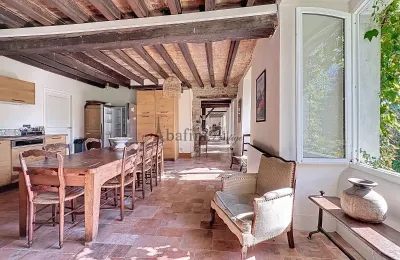 Historic property for sale Lourdes, Occitania, Photo 9/27
