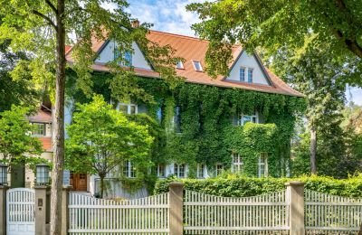 Historic villa for sale Berlin, Matterhornstrasse  82, Frontansicht