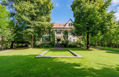 Historic estates, Prestigious Historic Villa in Prime Berlin Location