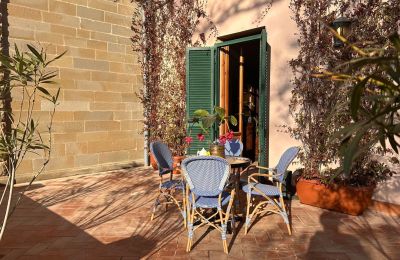 Period mansion for sale Loro Ciuffenna, Tuscany, Photo 19/35