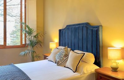Period mansion for sale Loro Ciuffenna, Tuscany, Guestroom