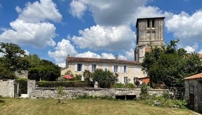 Historic villa for sale Beauvais-sur-Matha, New Aquitaine,  France