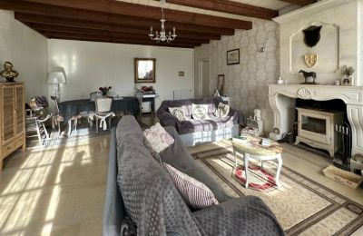 Period mansion for sale Beauvais-sur-Matha, rue de l eglise 12, New Aquitaine, Photo 3/18
