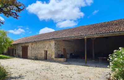 Period mansion for sale Beauvais-sur-Matha, rue de l eglise 12, New Aquitaine, Photo 13/18