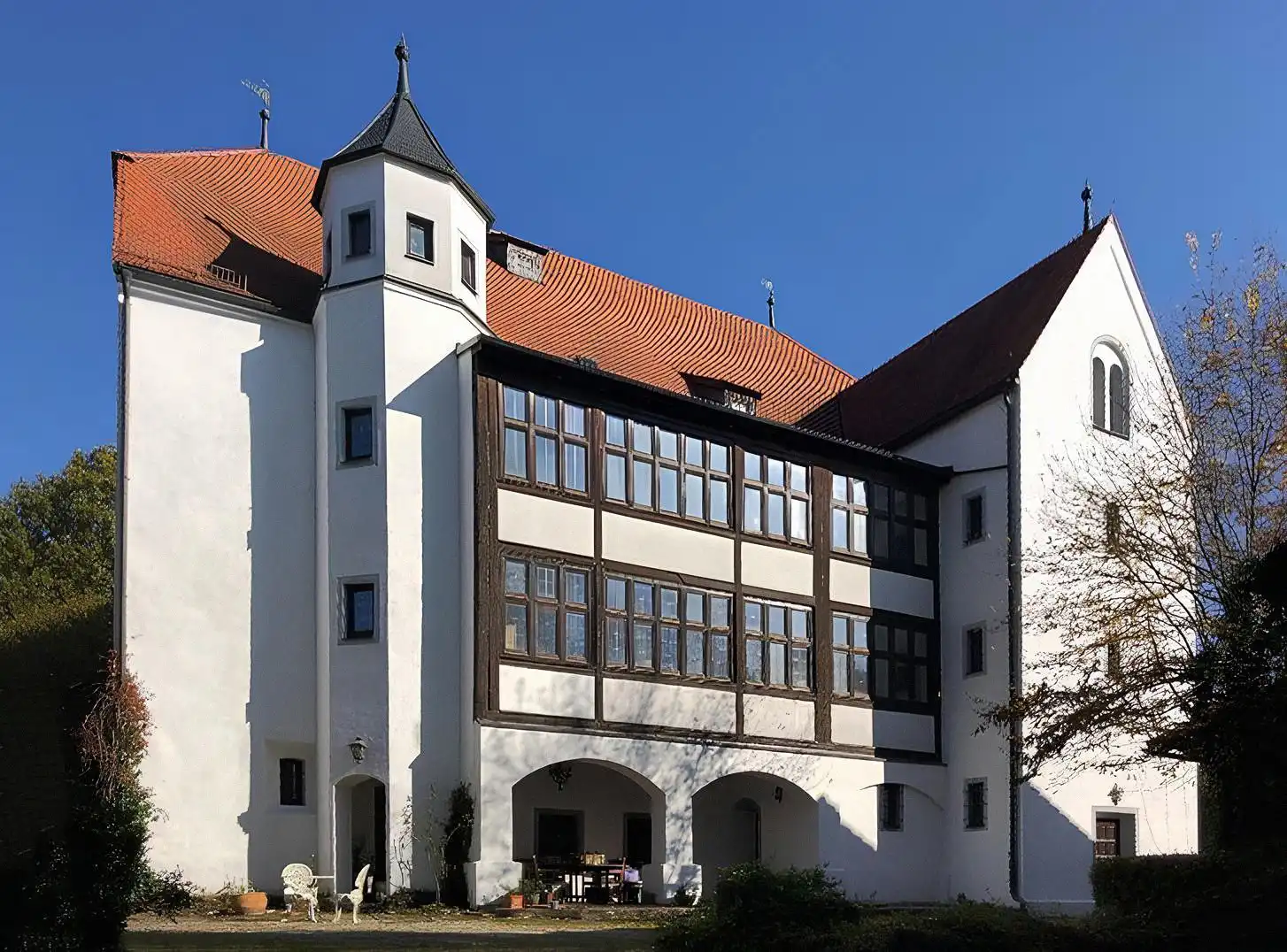 Photos Fully Renovated Small Castle in the Munich Area