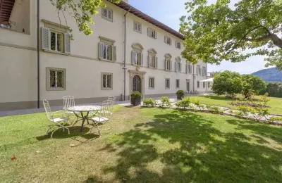 Historic villa Monsummano Terme, Tuscany