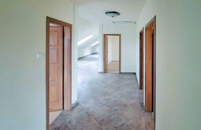 Herregård til salg Nógrád vármegye, Øvre etage