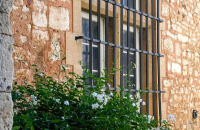 Medieval castle for sale Pouzilhac, Occitania, Photo 38/43