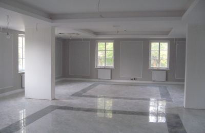 Herregård til salg Mołomotki-Dwór, województwo mazowieckie, Oficyna wnętrze