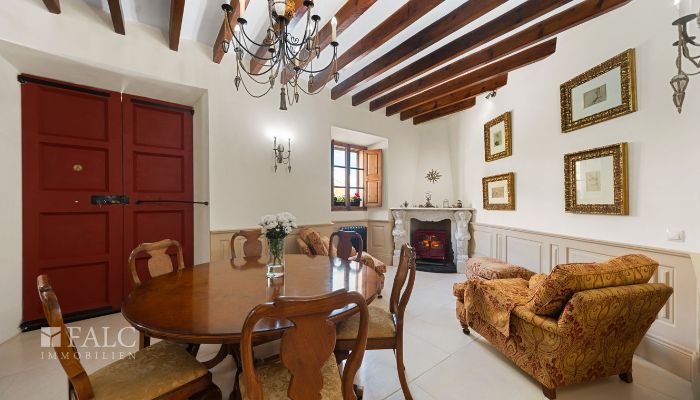 Town house for sale Calvià, Balearic Islands