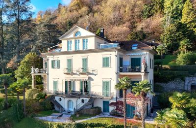 Period apartment Meina, Piedmont