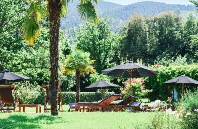 Historic villa for sale Capannori, Tuscany, Garden