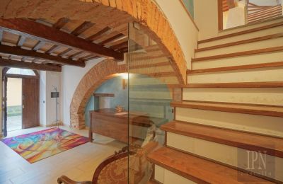 Period apartment for sale Città di Castello, Umbria, Photo 6/24