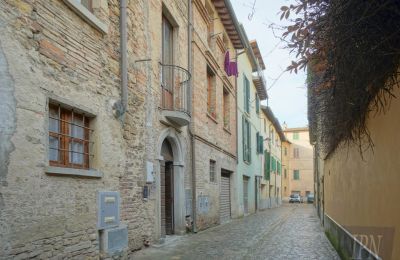 Period apartment for sale Città di Castello, Umbria, Photo 2/24