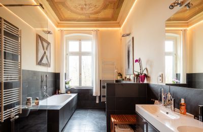 Historisk liebhaverlejlighed til salg Gera, Vollersdorfer Str. 56, Thüringen, Bad mit Deckengemälde