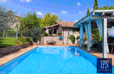 Country property for sale Italy, Photo 14/44