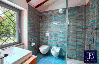 Country property for sale Italy, Photo 43/44