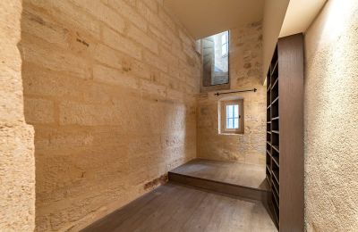 Period apartment for sale Uzès, Occitania, Photo 18/30
