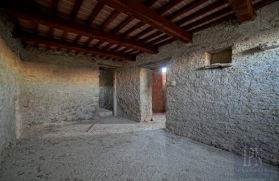 Country property for sale Italy, Photo 19/26