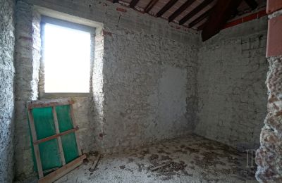 Country property for sale Italy, Photo 21/26