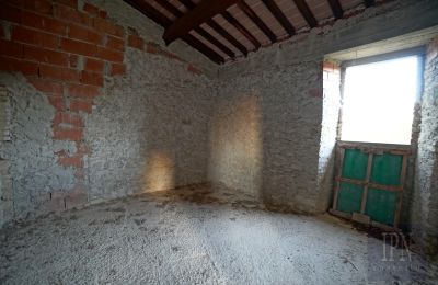 Country property for sale Italy, Photo 22/26