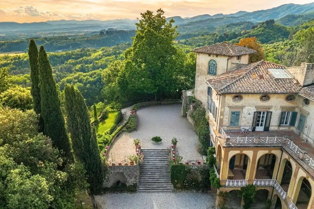 Photos Villa di Bastiano: 13th-century double-tower estate in Mugello