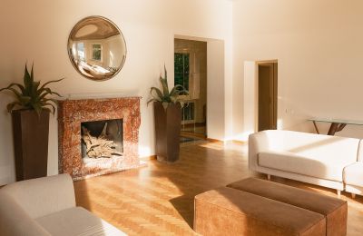 Historisk liebhaverlejlighed til salg Como, Lombardiet, Stueområde