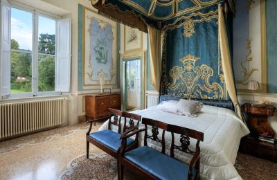 Castle for sale Capannori, Tuscany, Bedroom