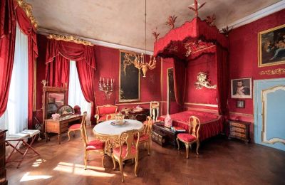 Castle for sale Capannori, Tuscany, Bedroom