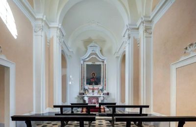 Castle for sale Capannori, Tuscany, Chapel