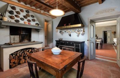 Castle for sale Capannori, Tuscany, Kitchen