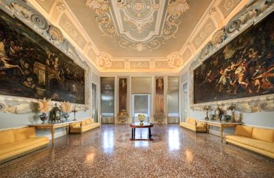 Castle for sale Capannori, Tuscany, Large Hall