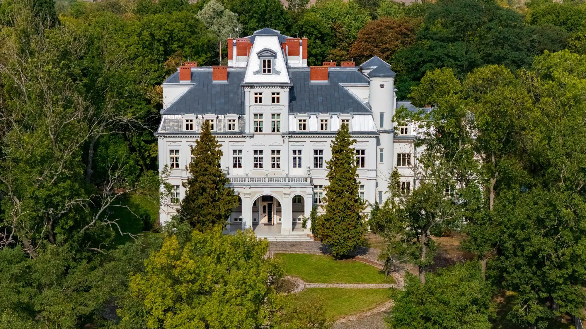 Photos Malina Palace - a 19th-century architectural gem