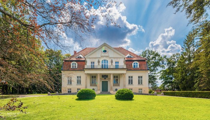 Castle for sale Marzewo, Warmia-Masuria