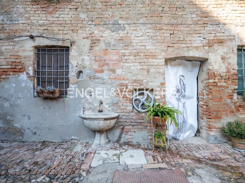 Château · Muradello