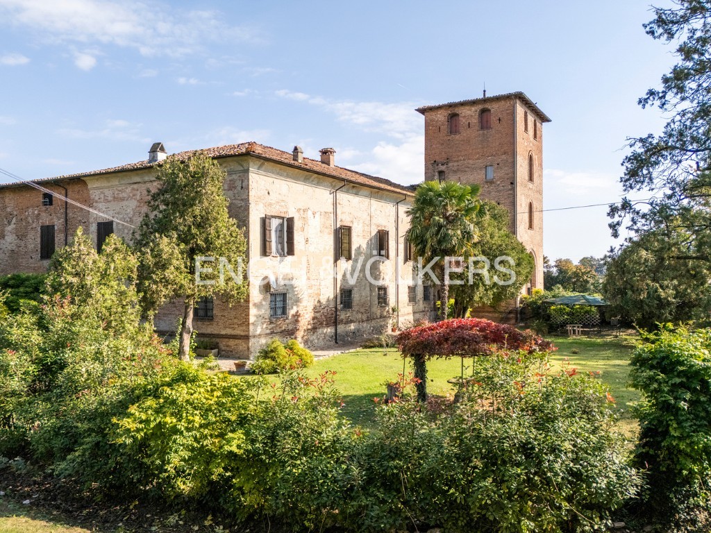 Château · Muradello