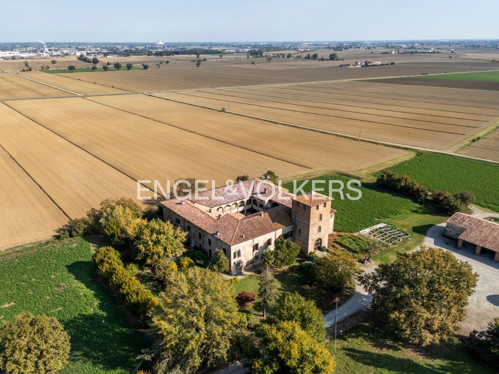 Château · Muradello