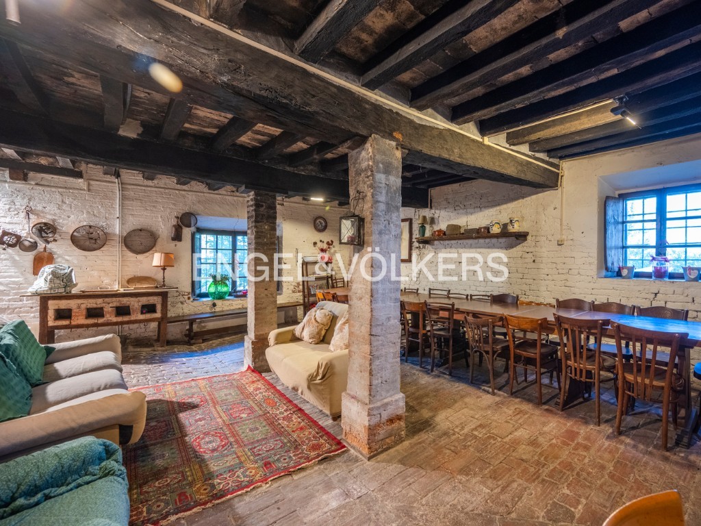 Château · Muradello