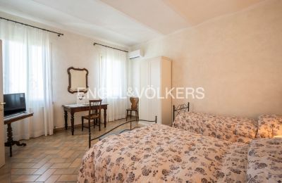 Manor house for sale Suzzara, Lombardy, Camera da letto